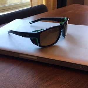 Julbo Shield men’s mountaineering sunglasses